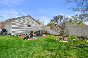 3645 S 75th St, Milwaukee, WI 53220 - Photo 22