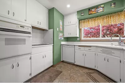 3645 S 75th St, Milwaukee, WI 53220 - Photo 10
