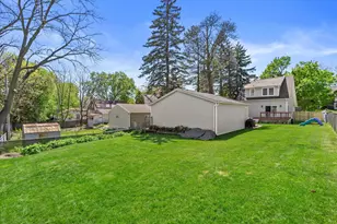 939 N Greenfield Ave, Waukesha, WI 53186 - Photo 24