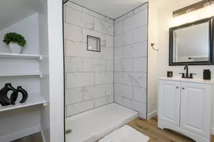 3328 S 9th St, Milwaukee, WI 53215 - Photo 28