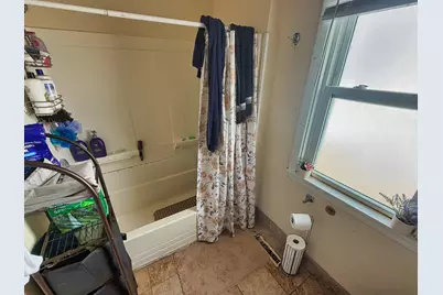 1209  Monroe Ave, Milwaukee, WI 53172 - Photo 10