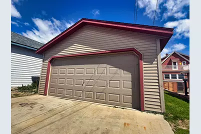 1209  Monroe Ave, Milwaukee, WI 53172 - Photo 4