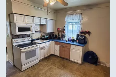 1209  Monroe Ave, Milwaukee, WI 53172 - Photo 8