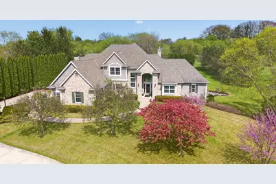 1578  Fox Hollow Ln, Cedarburg, WI 53012 - Photo 1