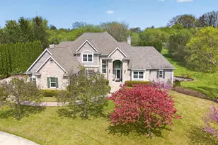 1578 Fox Hollow Ln, Cedarburg, WI 53012 - Photo 1