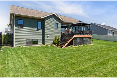 648  Silver Dr, Holmen, WI 54636 - Photo 40
