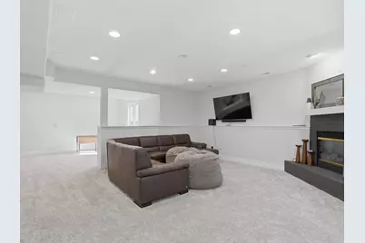 W126N6432  Willow Ct, Menomonee Falls, WI 53051 - Photo 50