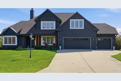 W126N6432  Willow Ct, Menomonee Falls, WI 53051 - Photo 1