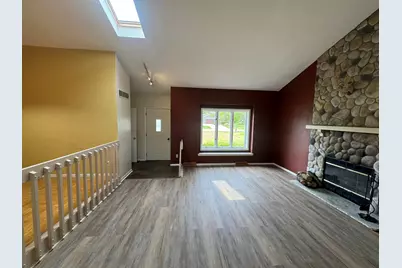 W354N5766  Lisbon Rd, Oconomowoc, WI 53066 - Photo 8