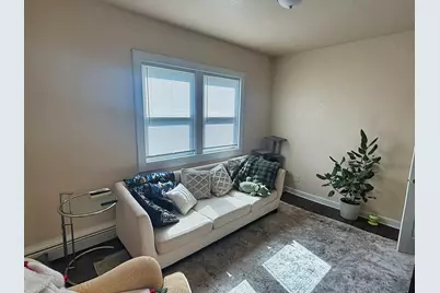 818  Milwaukee Ave, South Milwaukee, WI 53172 - Photo 12