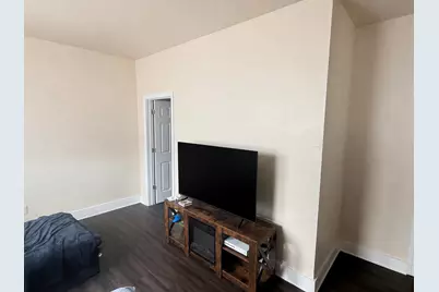 818  Milwaukee Ave, South Milwaukee, WI 53172 - Photo 18