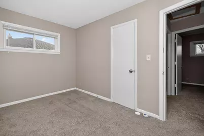 8815 W Monrovia Ave, Milwaukee, WI 53225 - Photo 12