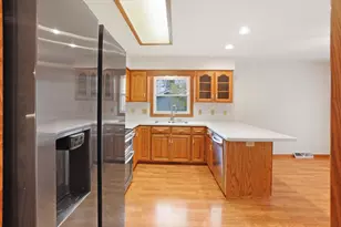 W200N16500 Pine Dr, Jackson, WI 53037 - Photo 8