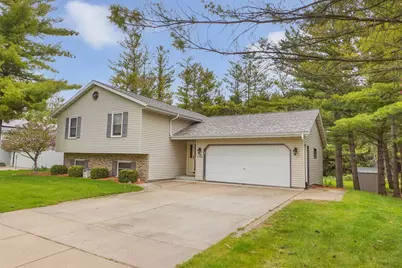 W200N16500  Pine Dr, Jackson, WI 53037 - Photo 2