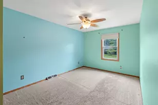 W200N16500 Pine Dr, Jackson, WI 53037 - Photo 18