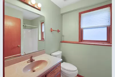 W200N16500  Pine Dr, Jackson, WI 53037 - Photo 24