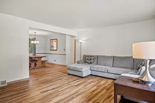 W162N11673 Park Ave, Germantown, WI 53022 - Photo 20
