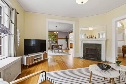 2919 N Hackett Ave, Milwaukee, WI 53211 - Photo 6