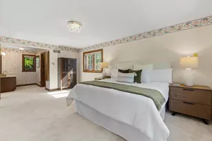 1041 Horns Corners Rd, Cedarburg, WI 53012 - Photo 12