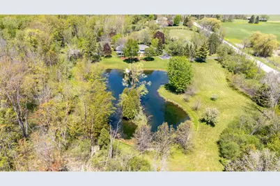 1041  Horns Corners Rd, Cedarburg, WI 53012 - Photo 34