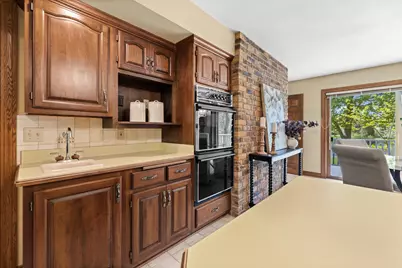 1041  Horns Corners Rd, Cedarburg, WI 53012 - Photo 38