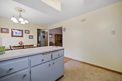10713  60th St, Somers, WI 53144 - Photo 6