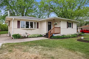 10713 60th St, Somers, WI 53144 - Photo 2