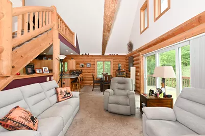685  Williams Dr, Cedarburg, WI 53012 - Photo 6