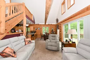 685 Williams Dr, Cedarburg, WI 53012 - Photo 6