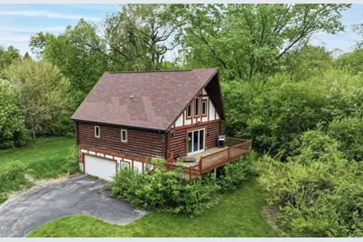 685  Williams Dr, Cedarburg, WI 53012 - Photo 1