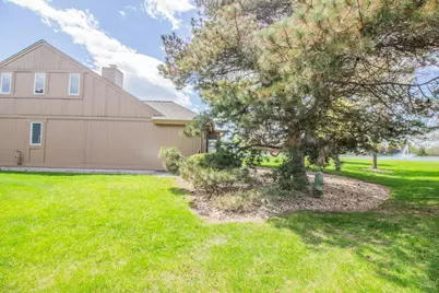 2114 W Norfolk Ct #81, Mequon, WI 53092 - Photo 28