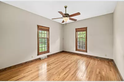 1706  Boulder Ct, Waukesha, WI 53189 - Photo 24
