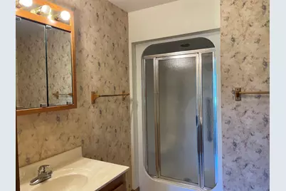 11411  Flavin Rd, Greenfield, WI 54660 - Photo 14