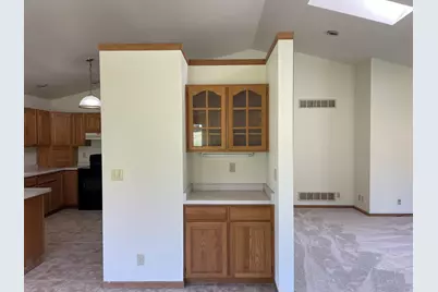 11411  Flavin Rd, Greenfield, WI 54660 - Photo 8