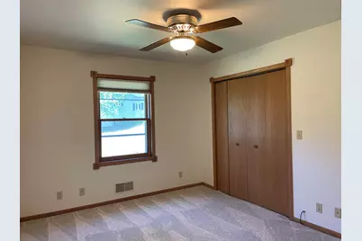 11411  Flavin Rd, Greenfield, WI 54660 - Photo 16