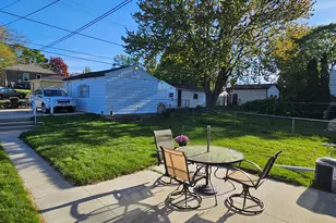 3655 E Lunham Ave, Cudahy, WI 53110 - Photo 14