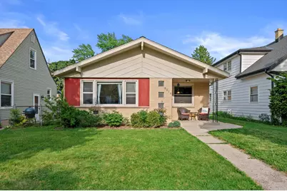 3216 N 88th St, Milwaukee, WI 53222 - Photo 1