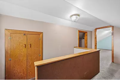 118 W Roberta Ave, Waukesha, WI 53186 - Photo 24