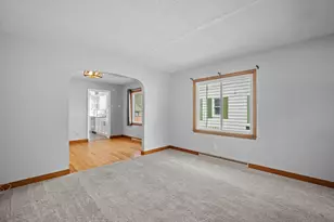 118 W Roberta Ave, Waukesha, WI 53186 - Photo 12