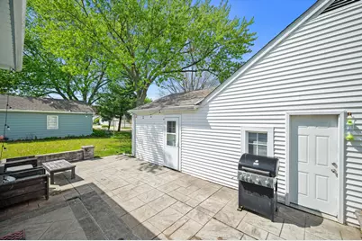 118 W Roberta Ave, Waukesha, WI 53186 - Photo 30