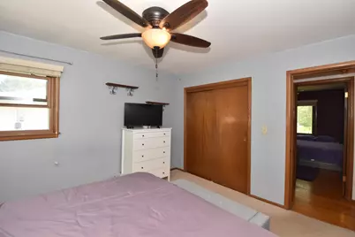 1526  Greenway Ter, Waukesha, WI 53186 - Photo 18