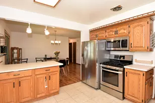 1526 Greenway Terrace, Waukesha, WI 53186 - Photo 10