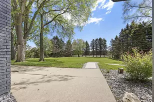 6739 Sportsman Dr, Racine, WI 53402 - Photo 26