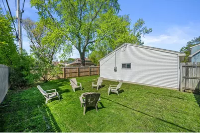 4359 S Quincy Ave, Milwaukee, WI 53207 - Photo 10
