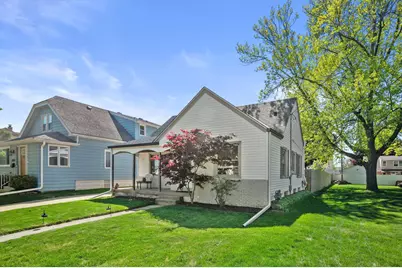 4359 S Quincy Ave, Milwaukee, WI 53207 - Photo 2