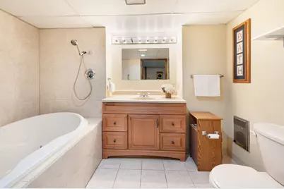 3313 E Mallory Ave, Cudahy, WI 53110 - Photo 20