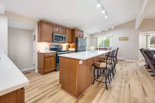 3313 E Mallory Ave, Cudahy, WI 53110 - Photo 4