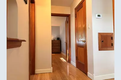 2407 S 78th St, West Allis, WI 53219 - Photo 10