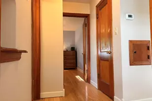 2407 S 78th St, West Allis, WI 53219 - Photo 10