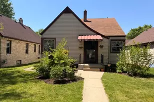 2407 S 78th St, West Allis, WI 53219 - Photo 40